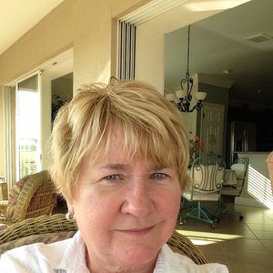 Meet your Posher, Carol